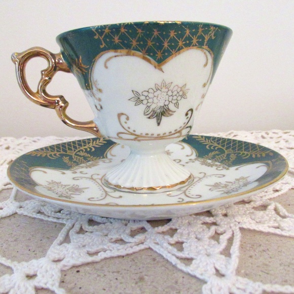 Lefton China Tea cup and saucer - Picture 1 of 9